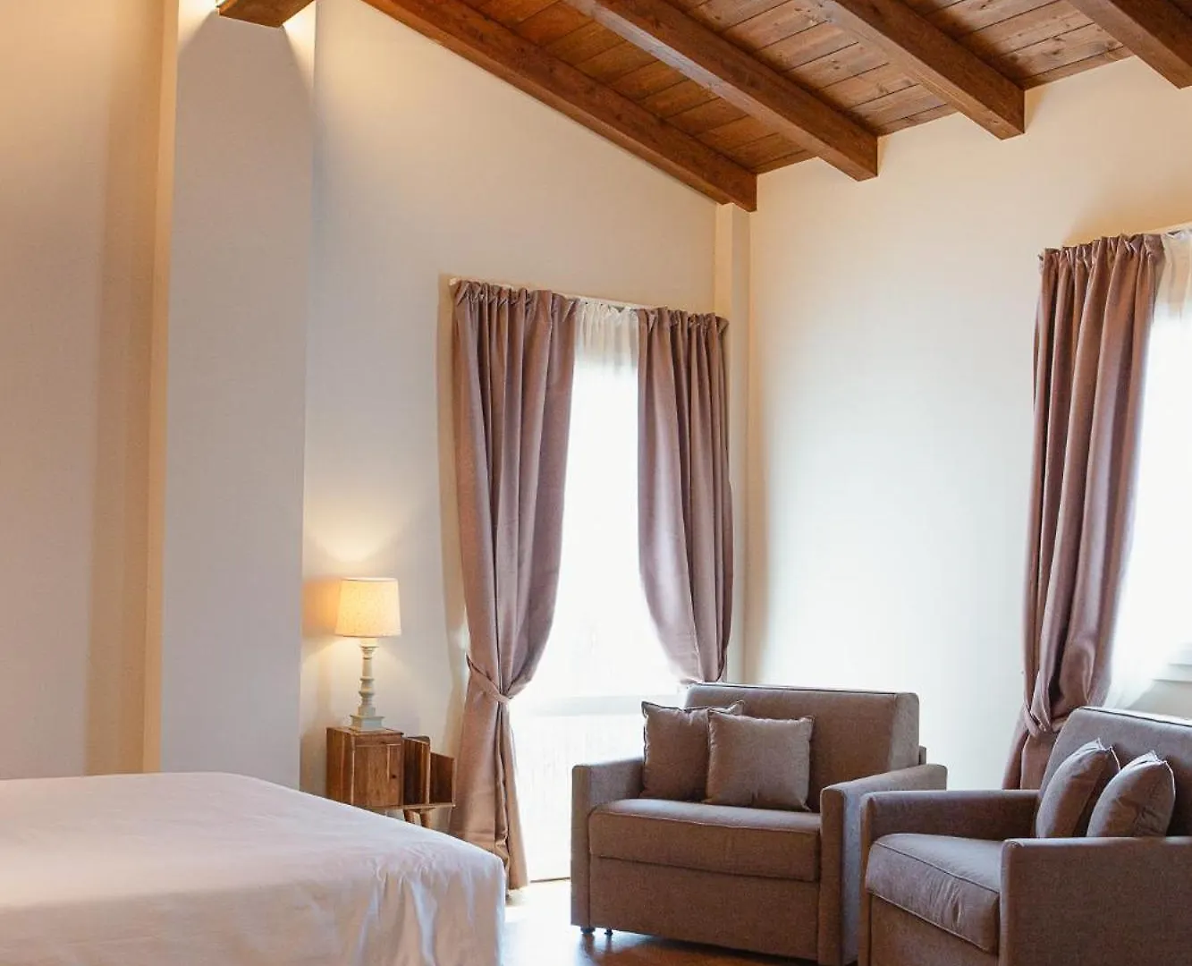 Agriturismo La Costa Gropparello 0*,